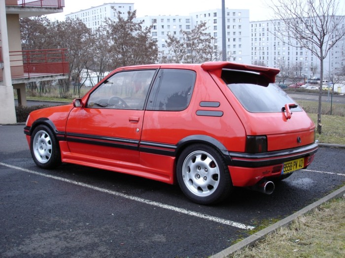 Peugeot 205 r.1984