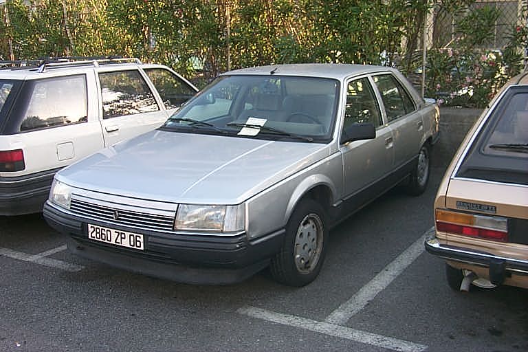 Renault 25 pred faceliftom